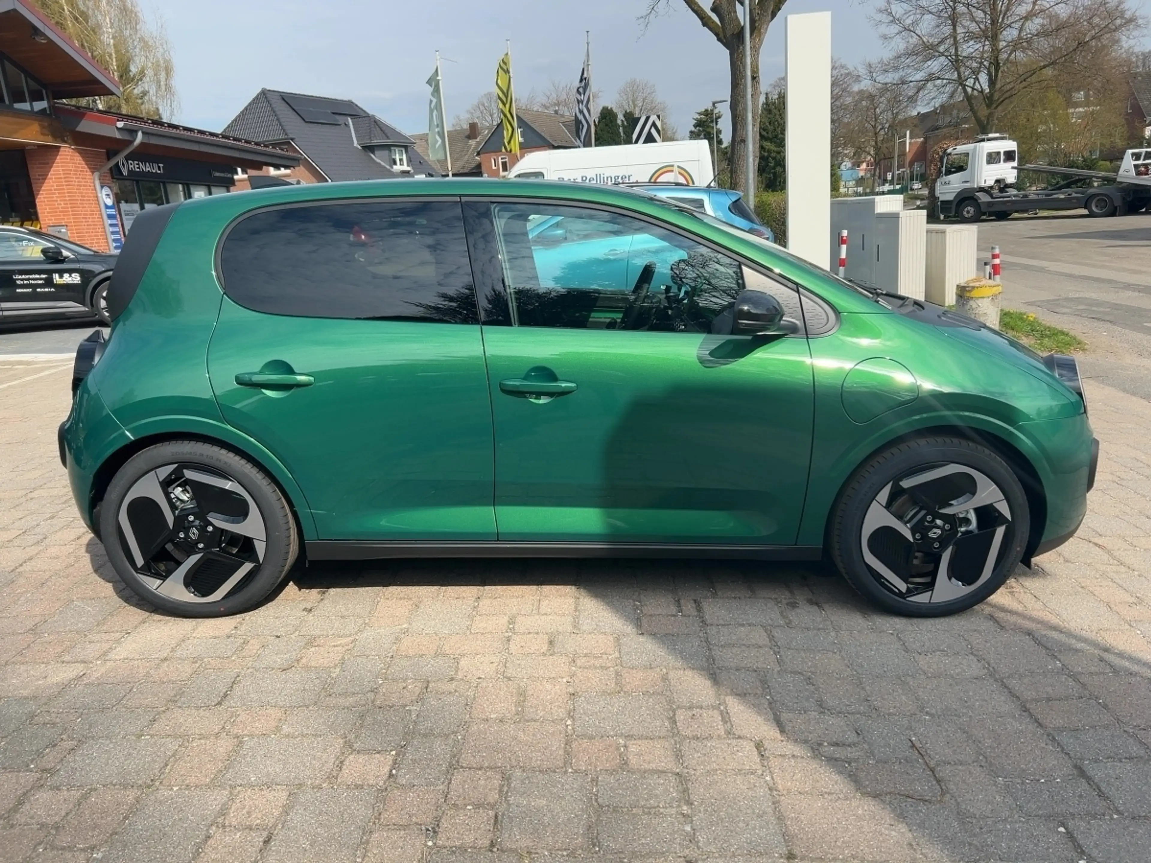 Renault Twingo E-TECH elektrisch Techno 80hp Urban Range — photo 5