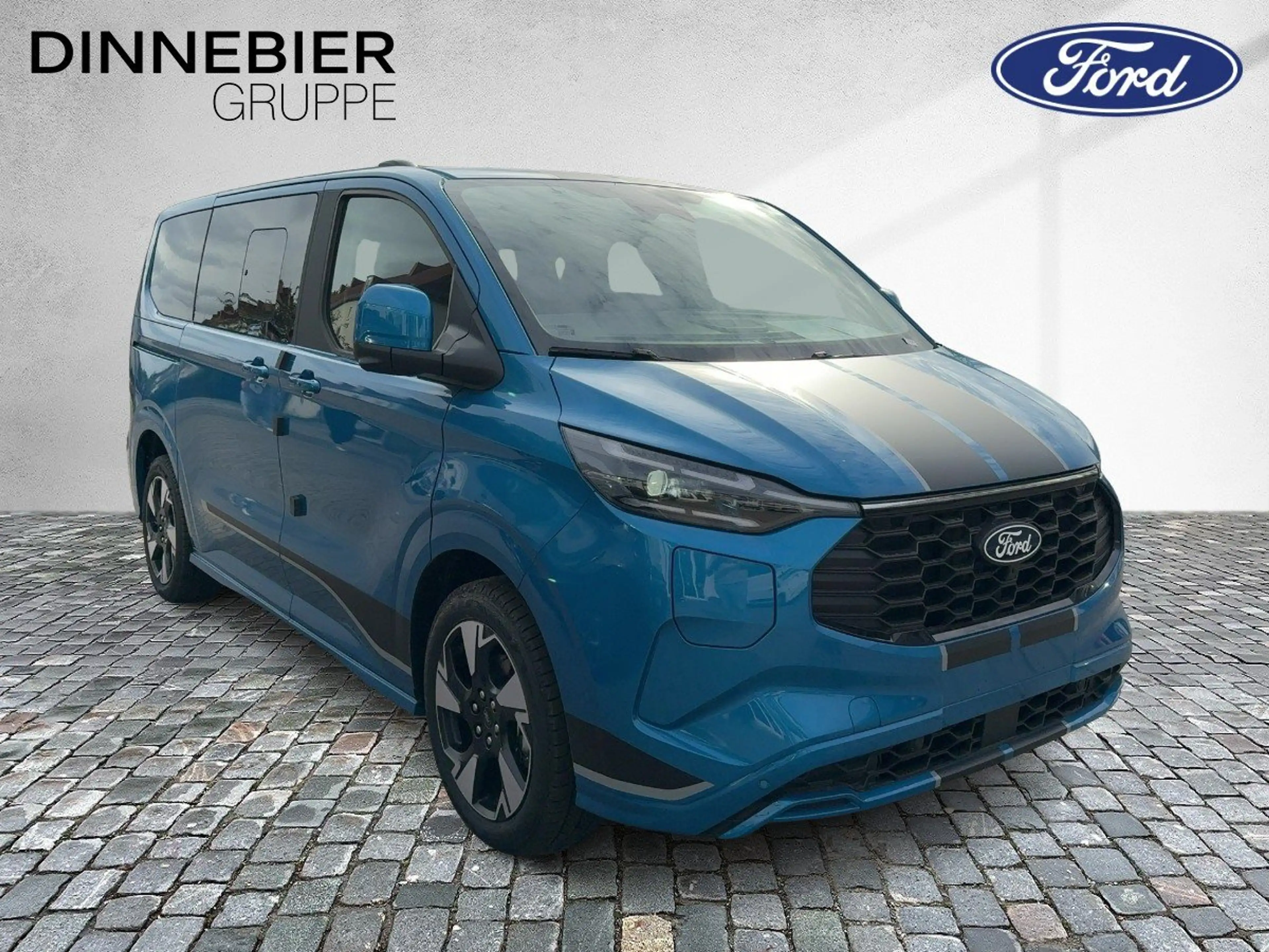 Ford Tourneo Custom Bus 340 L1 Sport 171 kW — photo 6
