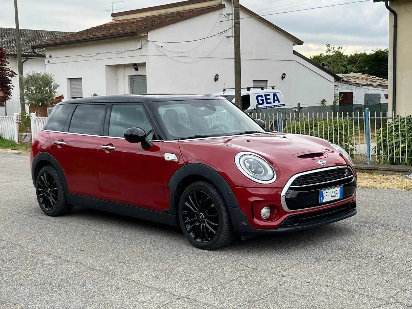 MINI Cooper SD Clubman Mini Cooper Clubman 2.0 Diesel SD 190CV crvena - 2