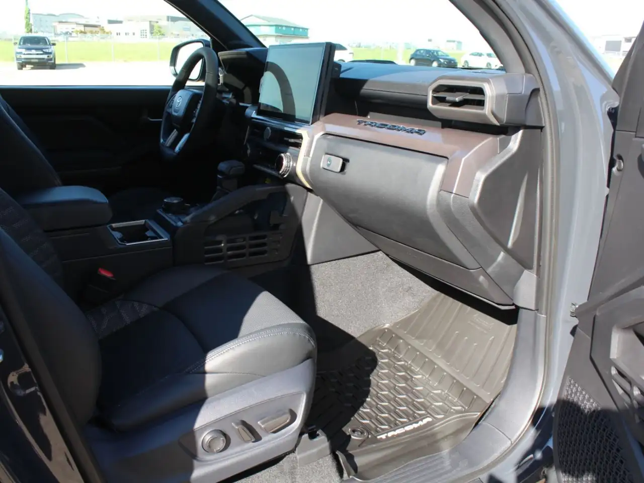 Toyota Tacoma снимка Toyota Tacoma