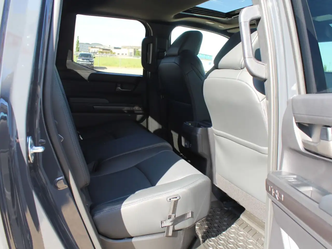 Toyota Tacoma снимка Toyota Tacoma