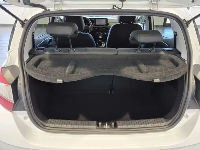 Hyundai I10 view 6