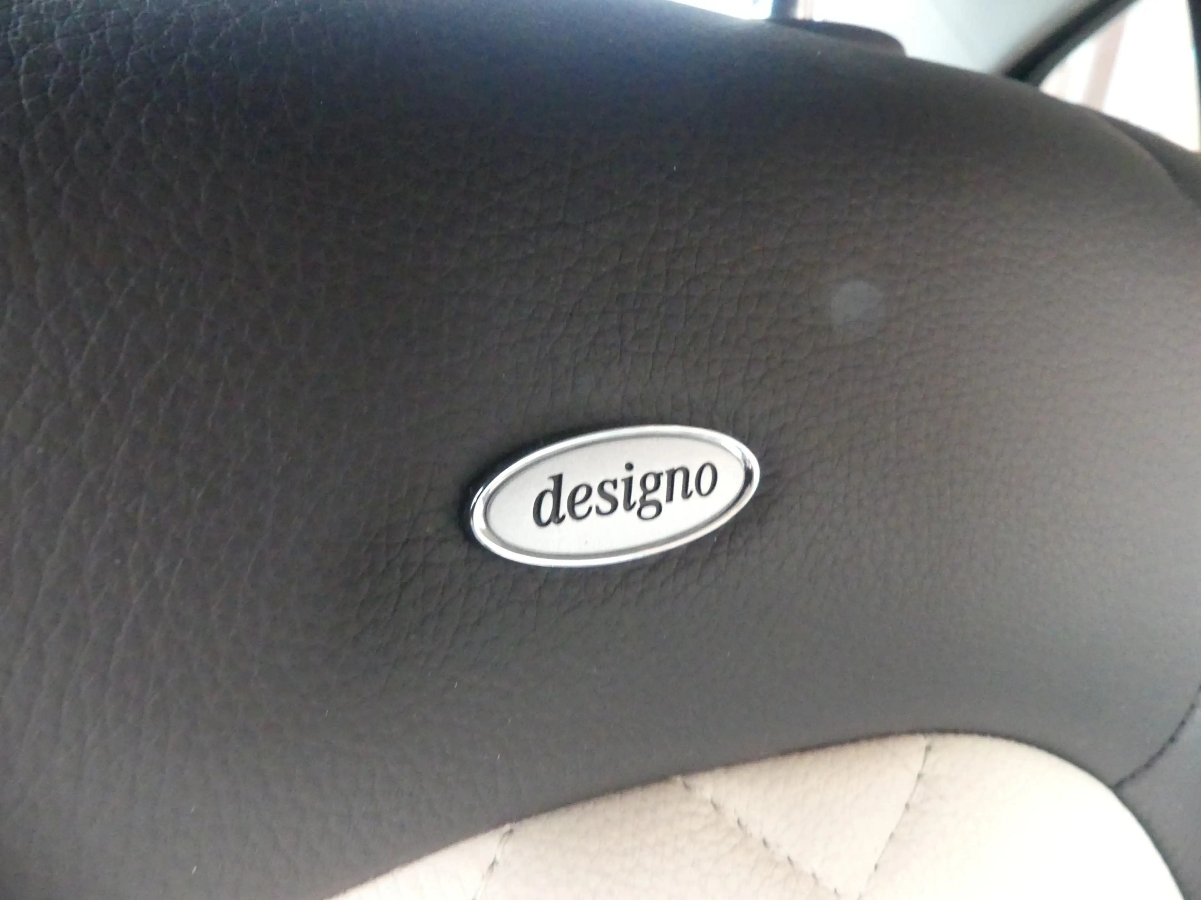 Mercedes-Benz C 350 e / Leer / Sportstoelen / 18inch — photo 10