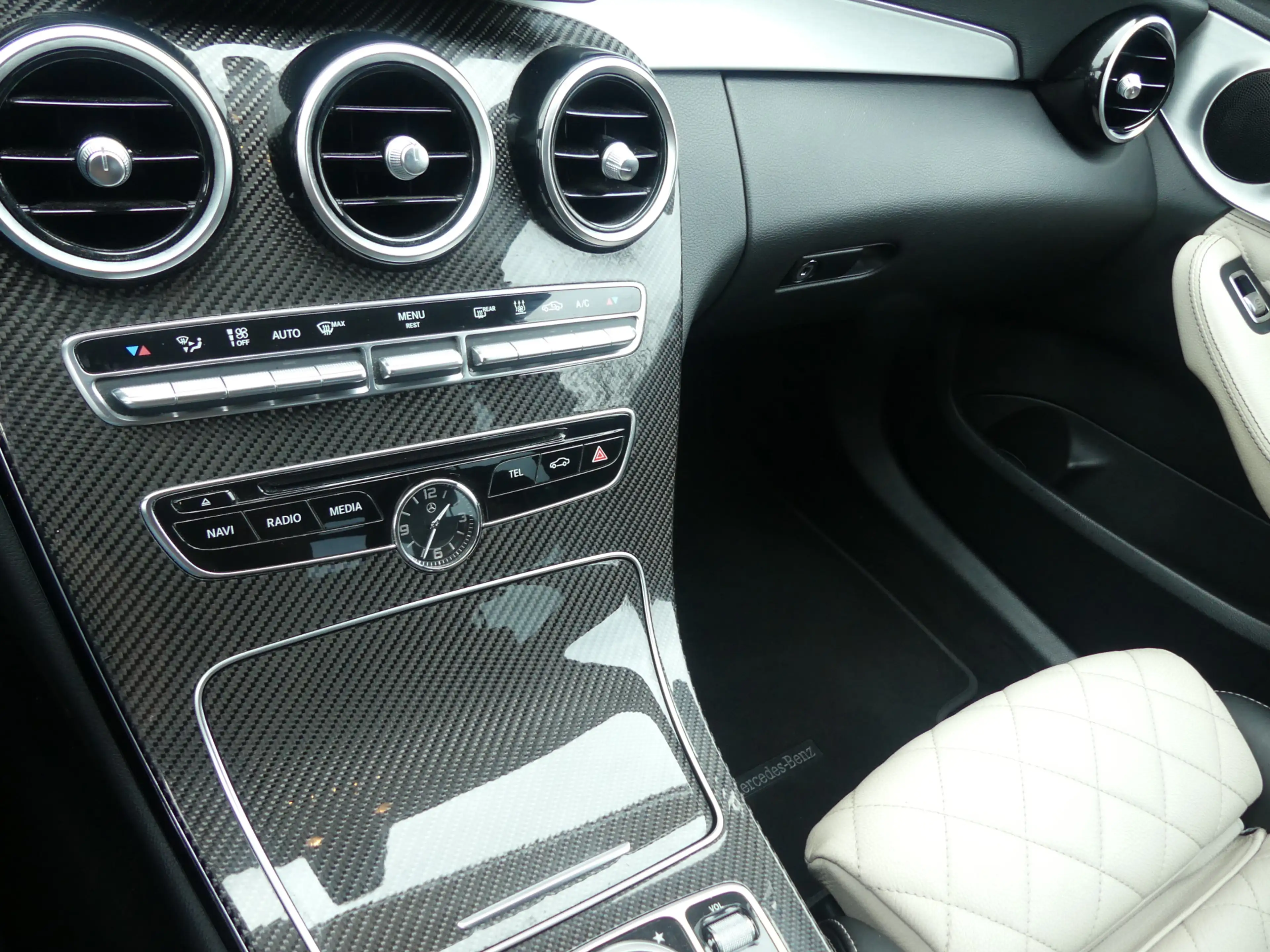 Mercedes-Benz C 350 e / Leer / Sportstoelen / 18inch — photo 18