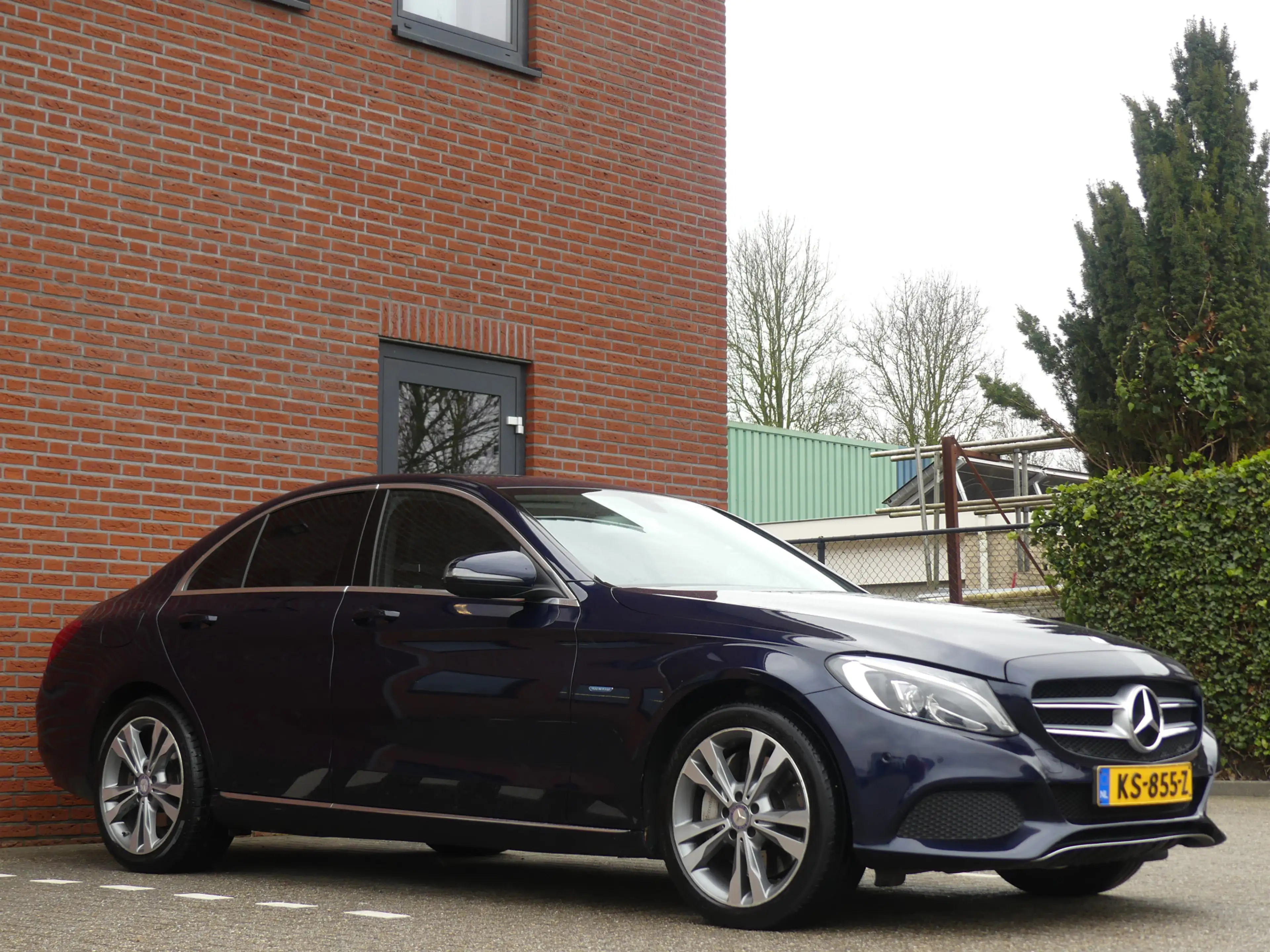 Mercedes-Benz C 350 e / Leer / Sportstoelen / 18inch — photo 25