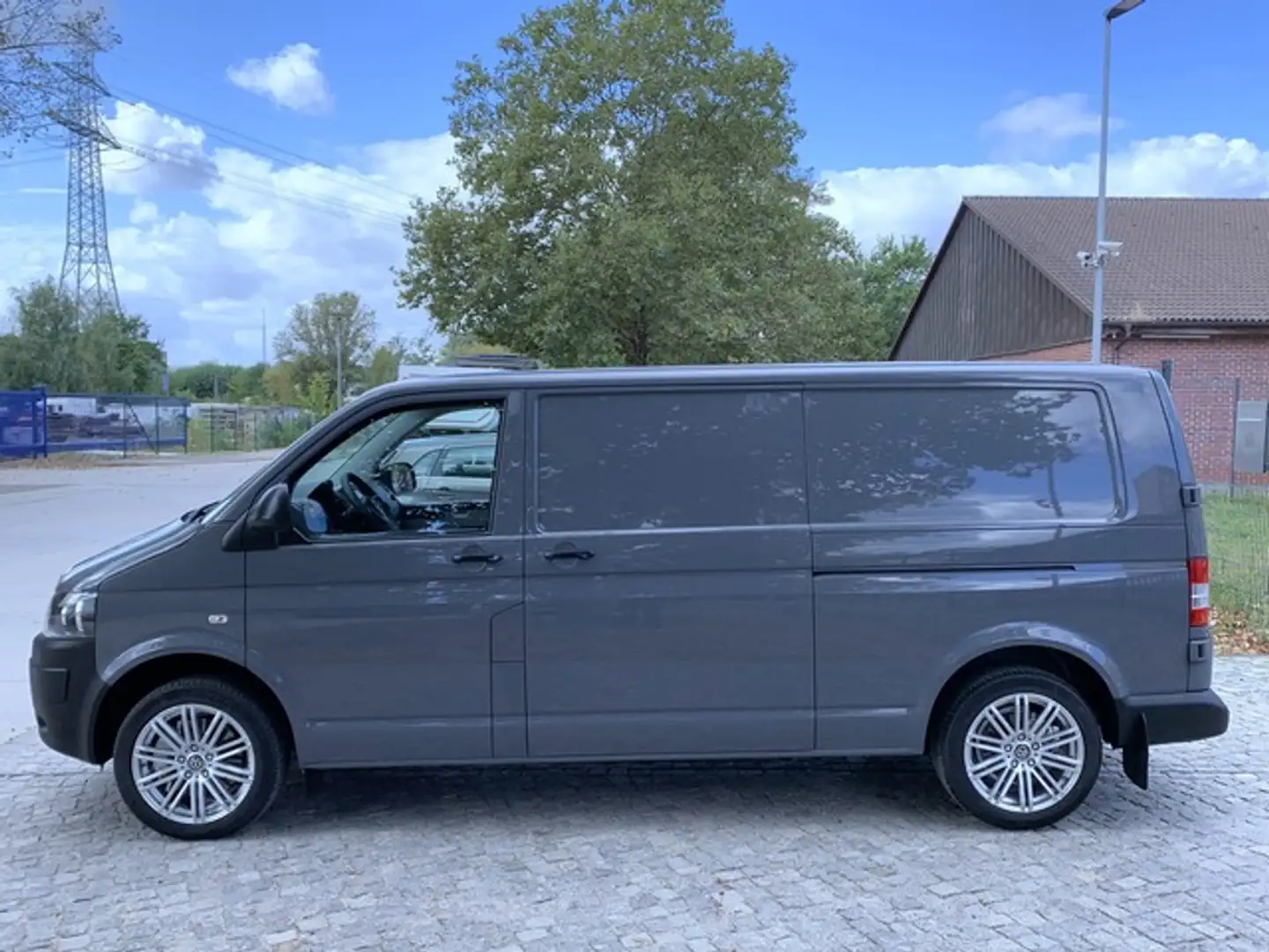Volkswagen T5 Transporter 2.0 BiTDI DSG 1H*Klima*TOP* siva - 2