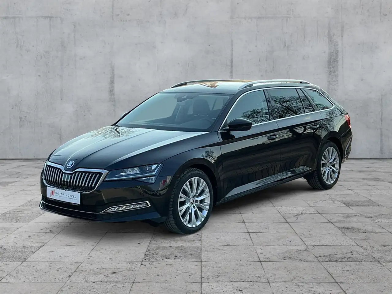 Skoda Superb Combi 2.0 TDI DSG STYLE BEAM+NAVI+SHZ+AHK, миниатюра 2