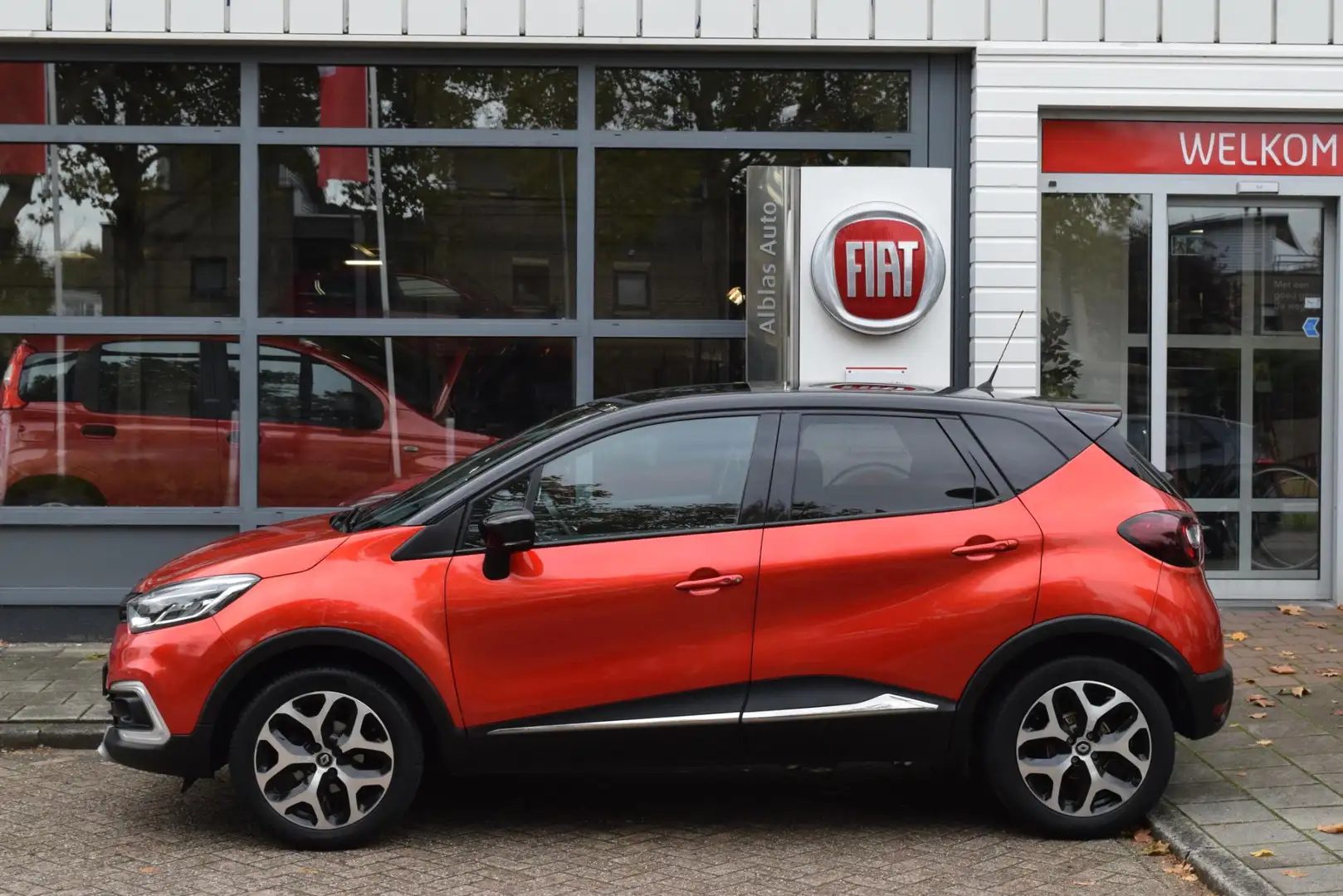 Renault Captur 0.9 TCe Intens Rood - 2