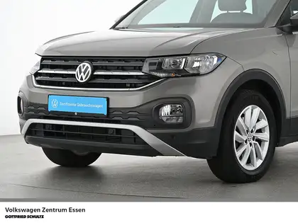 Annonce voiture d'occasion Volkswagen T-Cross - CARADIZE