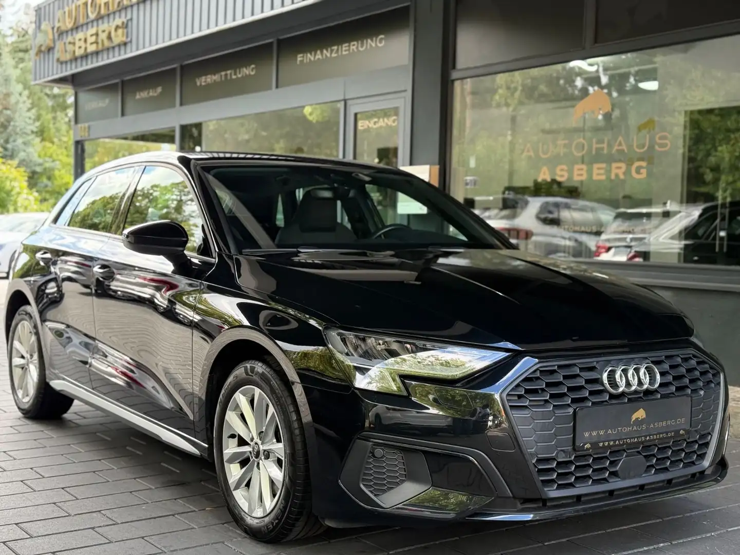 Audi A3 Sportback 35 TFSI LED/PDC/DAB/KLIMAAUT./GRA Schwarz - 1