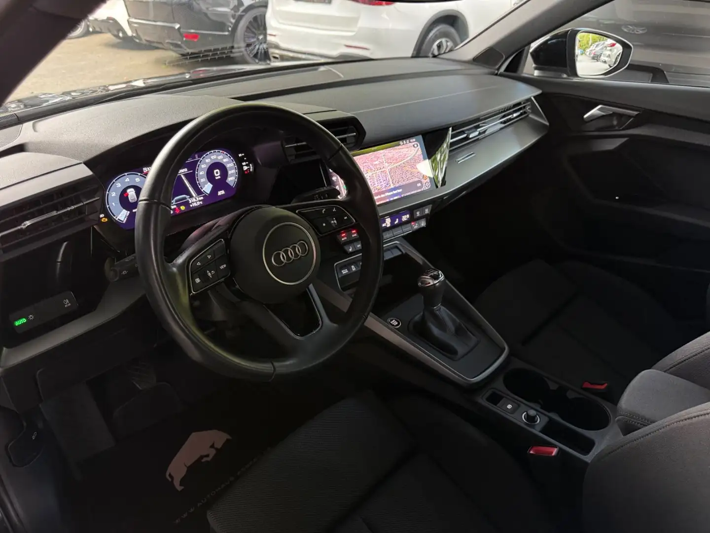 Audi A3 Sportback 35 TFSI LED/PDC/DAB/KLIMAAUT./GRA Schwarz - 2