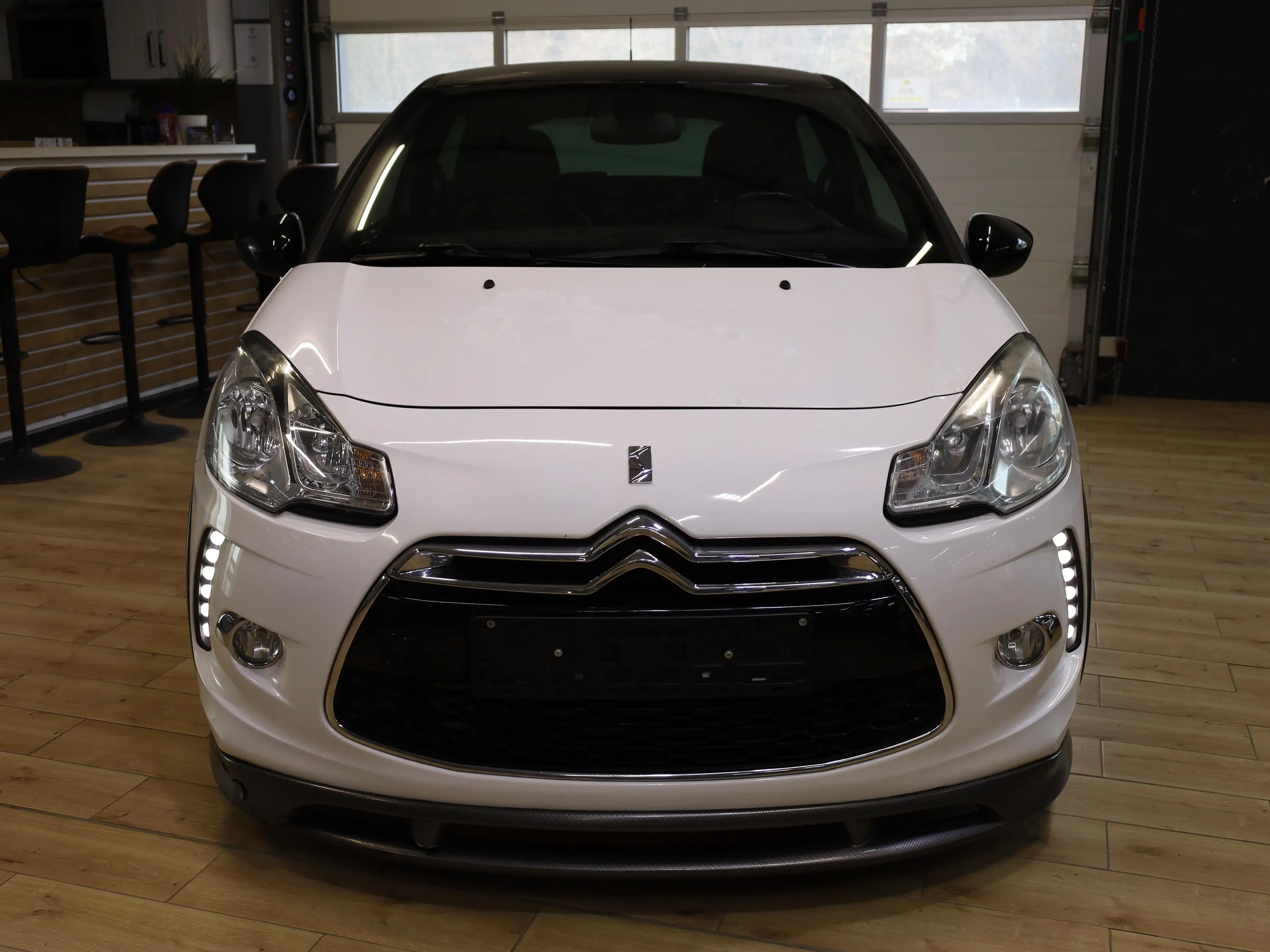 Citroen DS3 SportChic — photo 2