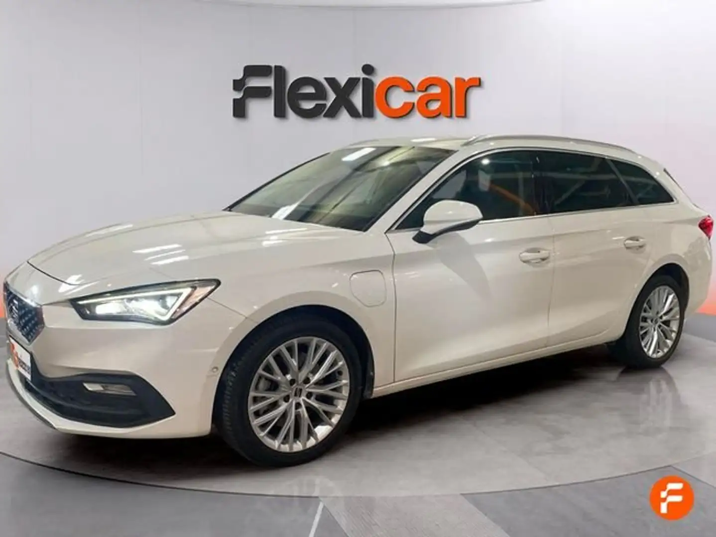 SEAT Leon 1.4 TSI e-Hybrid S&S Xcellence DSG-6 204 Blanco - 2