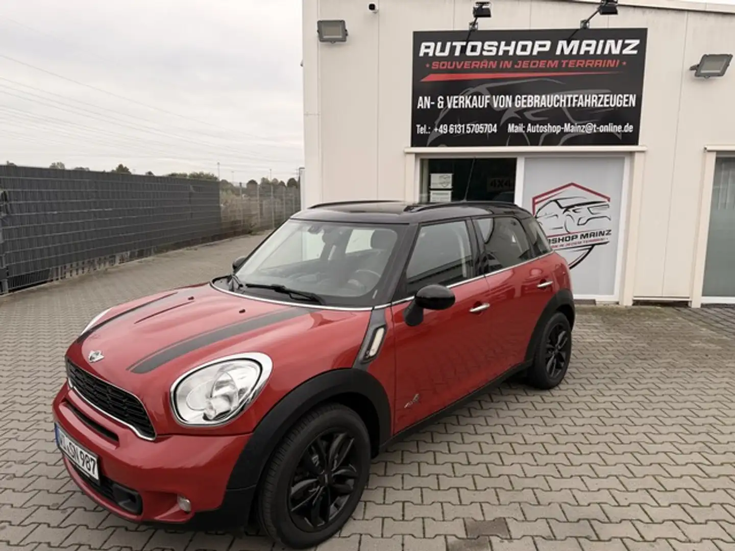 MINI Cooper SD All4 COUNTRYMAN **Top-Gepflegt** Rot - 1