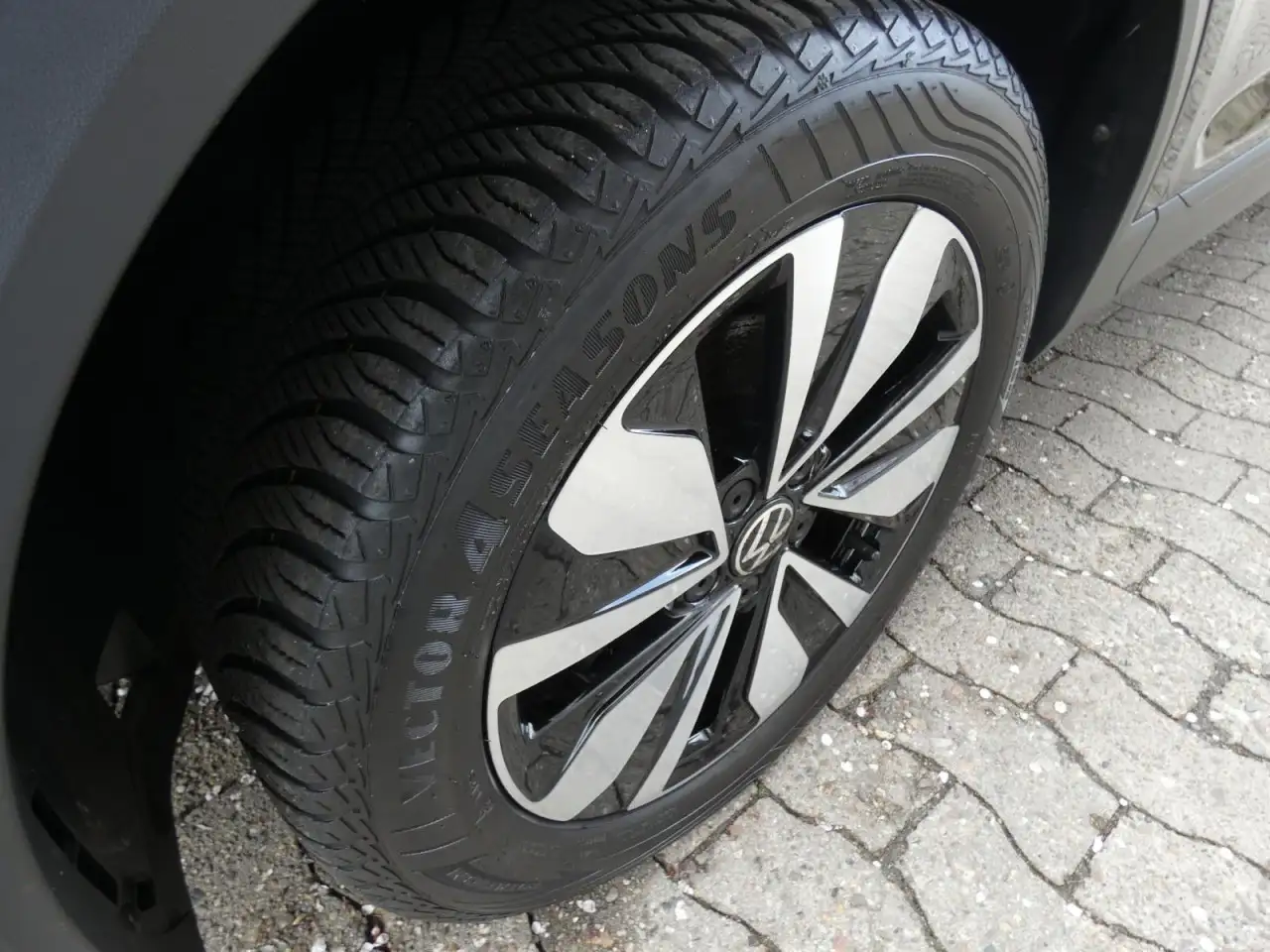 Volkswagen T-Roc 2.0 TDI Move LED Navi SHZ ParkAssist Klima Klima 15
