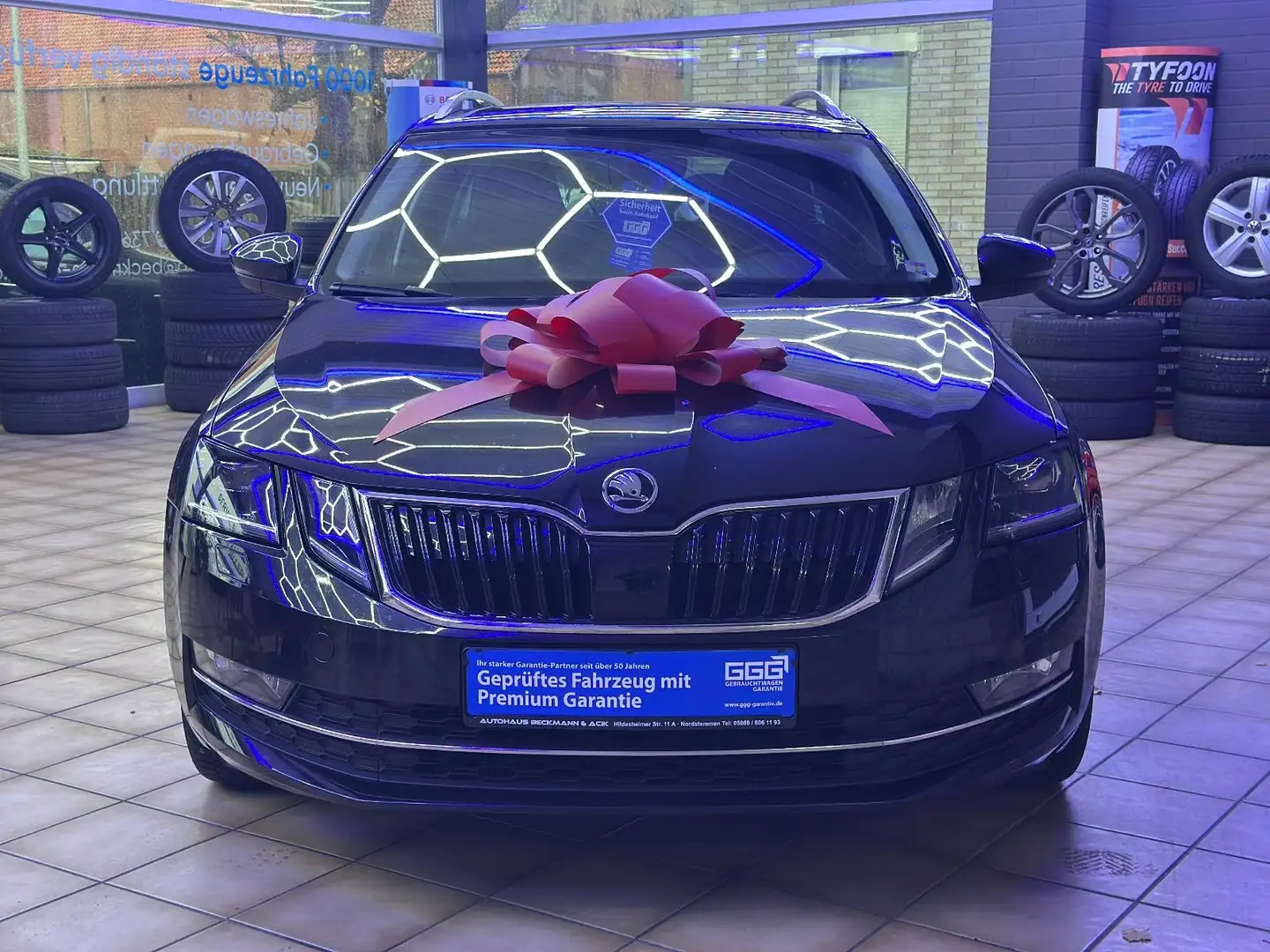 Skoda Octavia Combi Style*HU/AU*SHZ*AHK*TEMP+*LED*ISO* Schwarz - 2