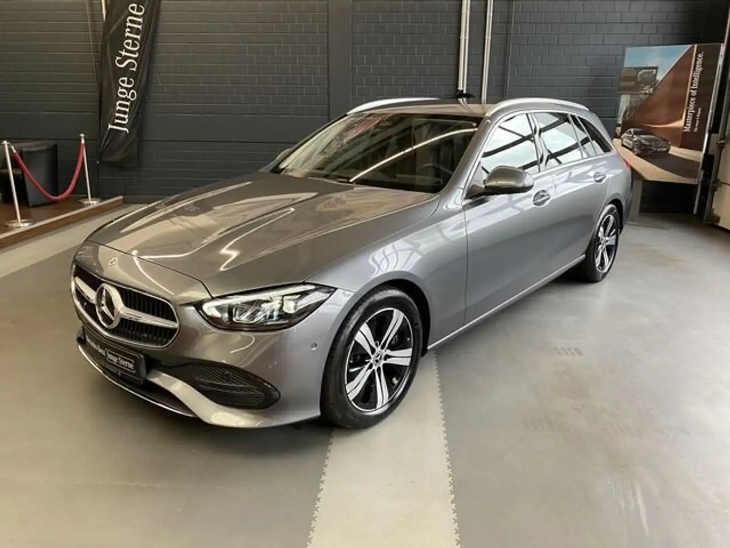 Mercedes-Benz C 200 C 200 T Avantgarde LED AHK MBUX Sitzh.Kamera... Gris - 2