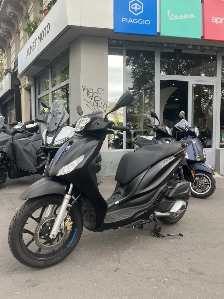 Piaggio Medley 125