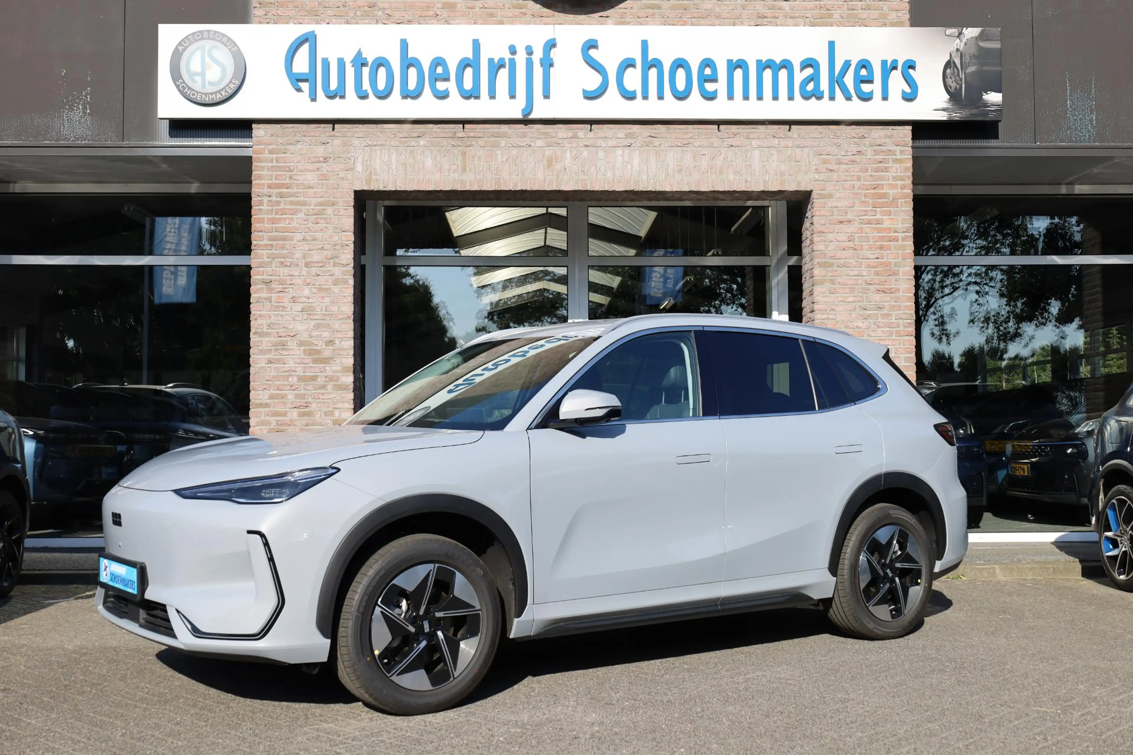 Geely E5 Pro 60KWh 430KM-RIJBEREIK LEER CARPLAY 360-CAMERA