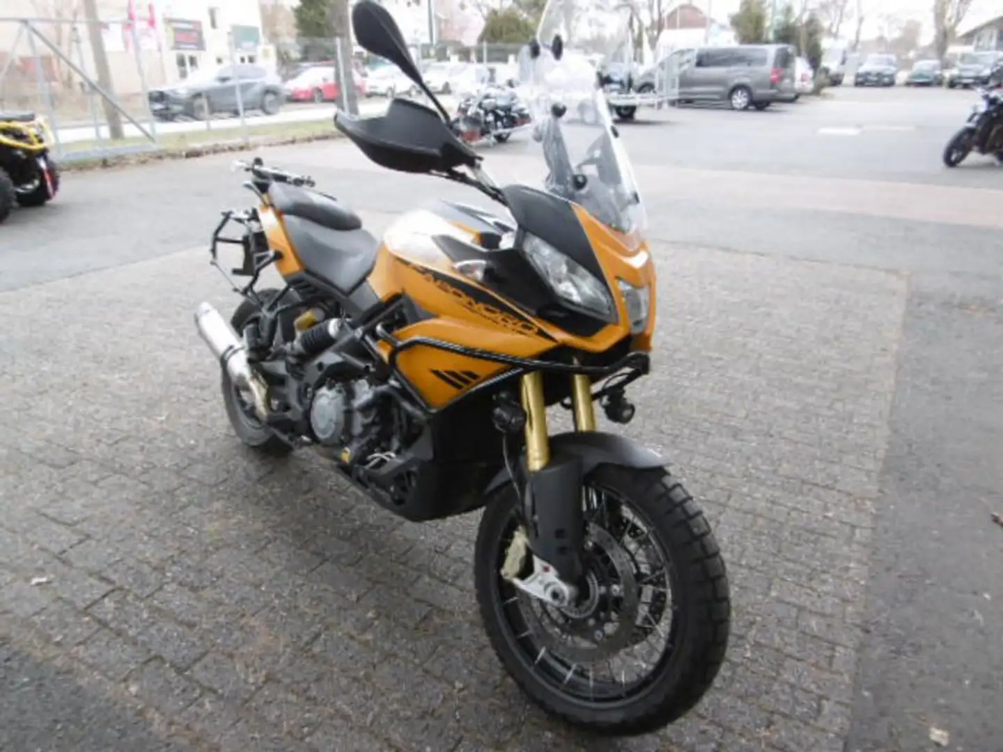 Aprilia Caponord 1200 RALLY Amarillo - 2