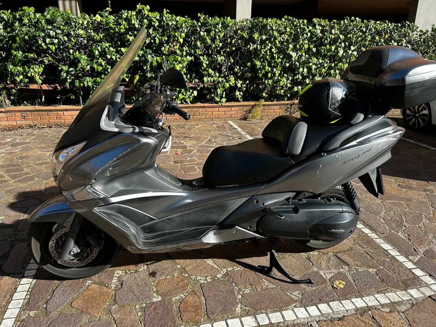 Honda SW-T 400 Grigio - 1