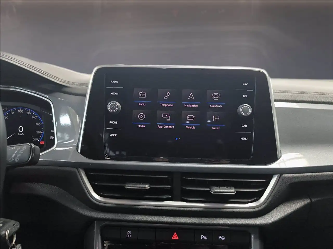 Volkswagen T-Roc 1.0 tsi style 115cv 11