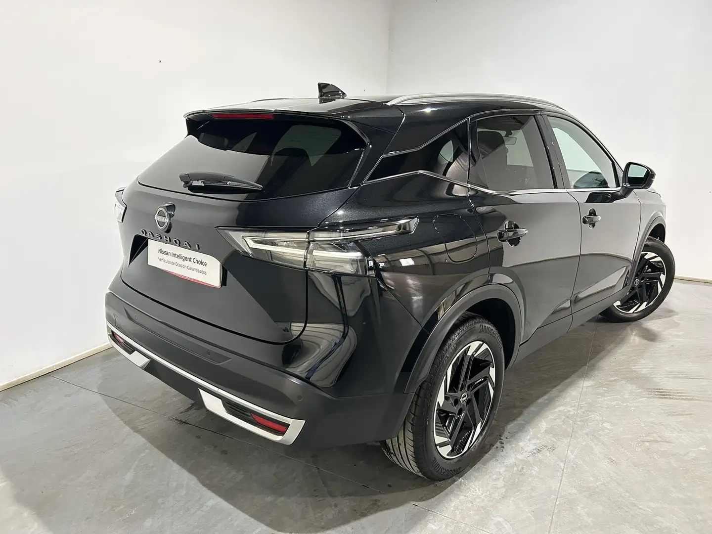 Nissan Qashqai 1.3 DIG-T mHEV 12V N-Connecta 4x2 103kW Negro - 2