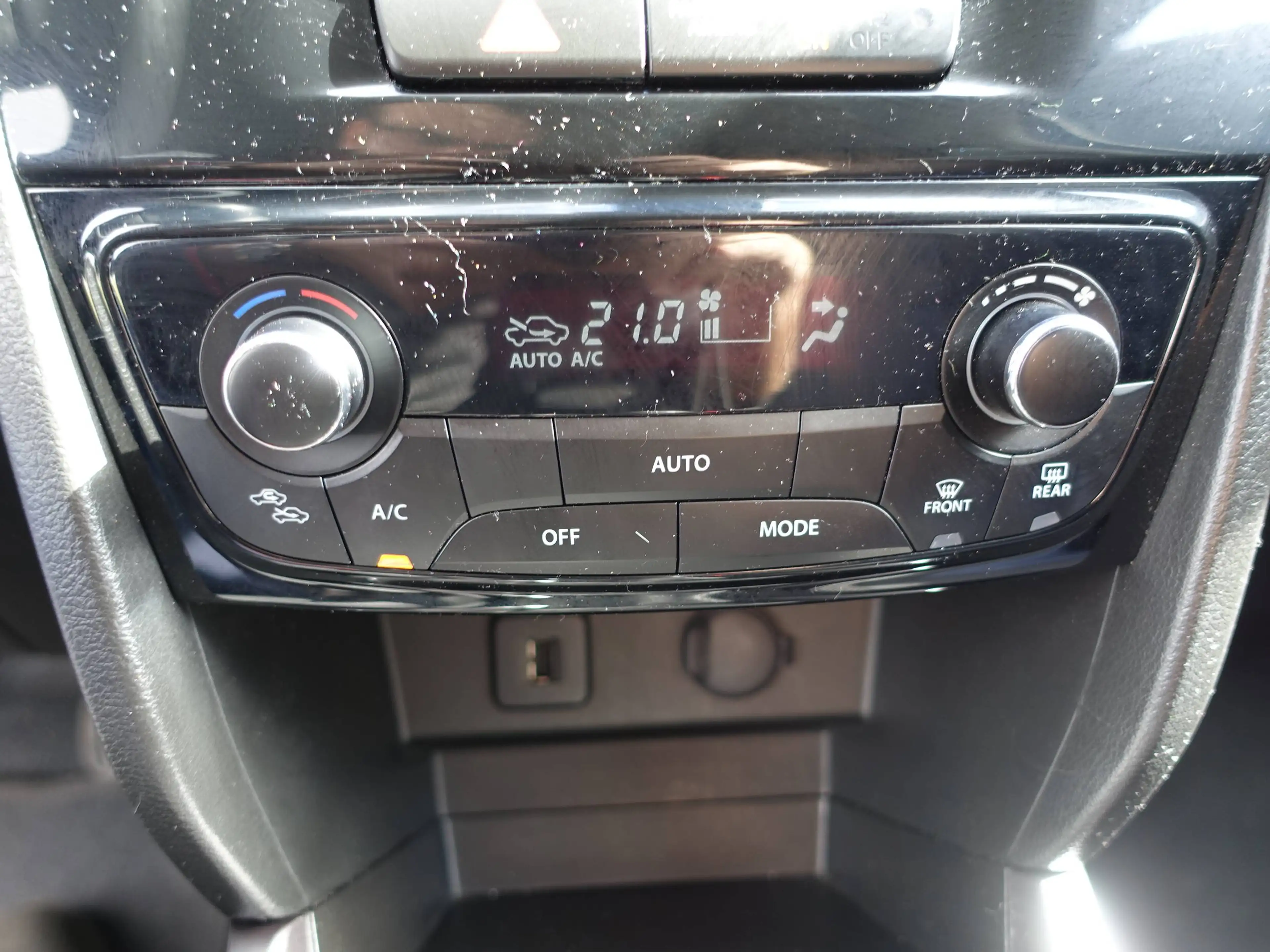 Suzuki Vitara VITARA 1.0 DITC ALLGRIP shine — photo 15