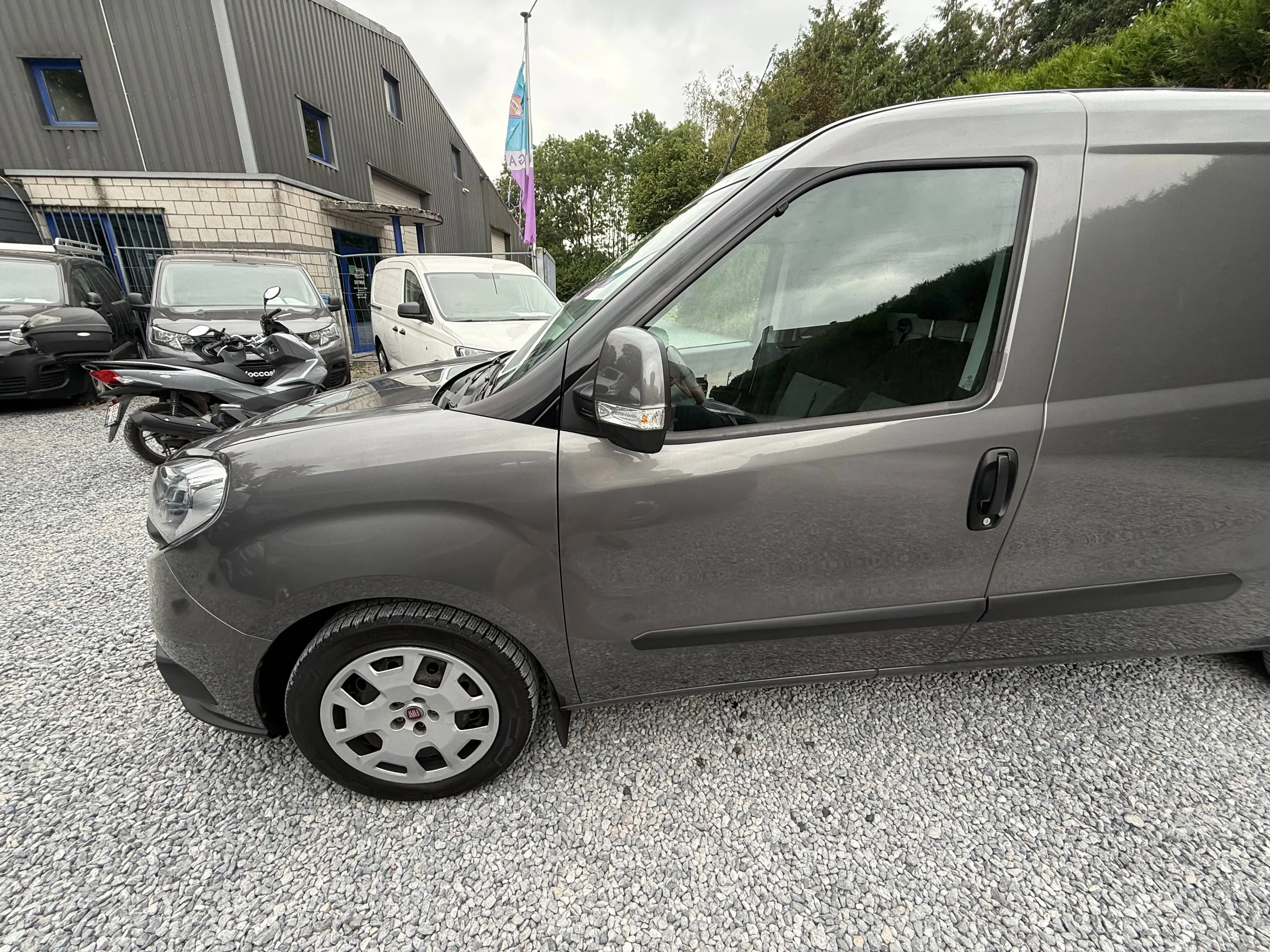 Fiat Doblo Doblo MAXI 3 PLACES - 1.6 Multijet - UTILITAIRE - TVA DEDUCTIBLE - A VOIR — photo 9