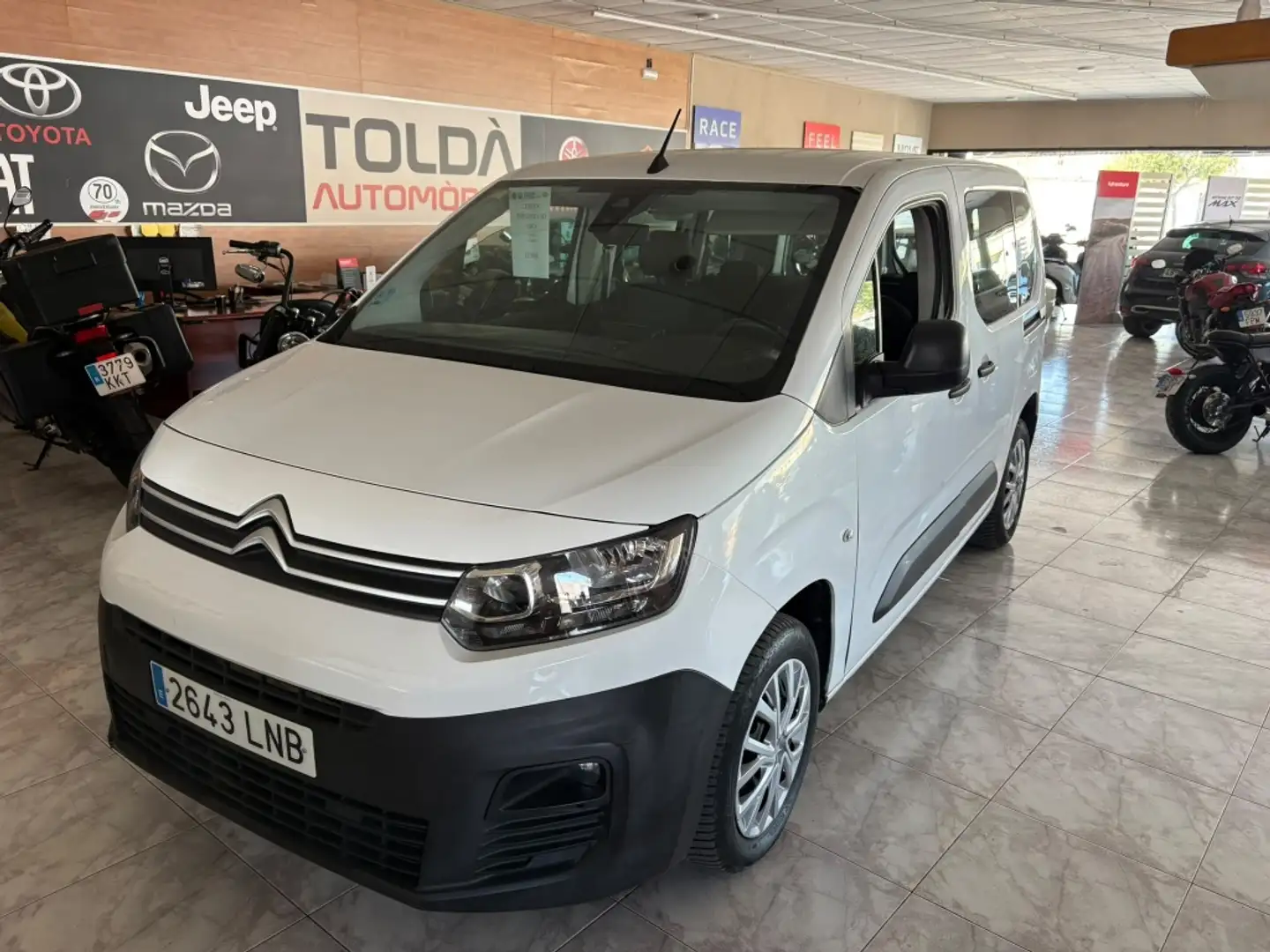Citroen Berlingo BlueHDi S&S Talla M Live Pack 100 Blanco - 1