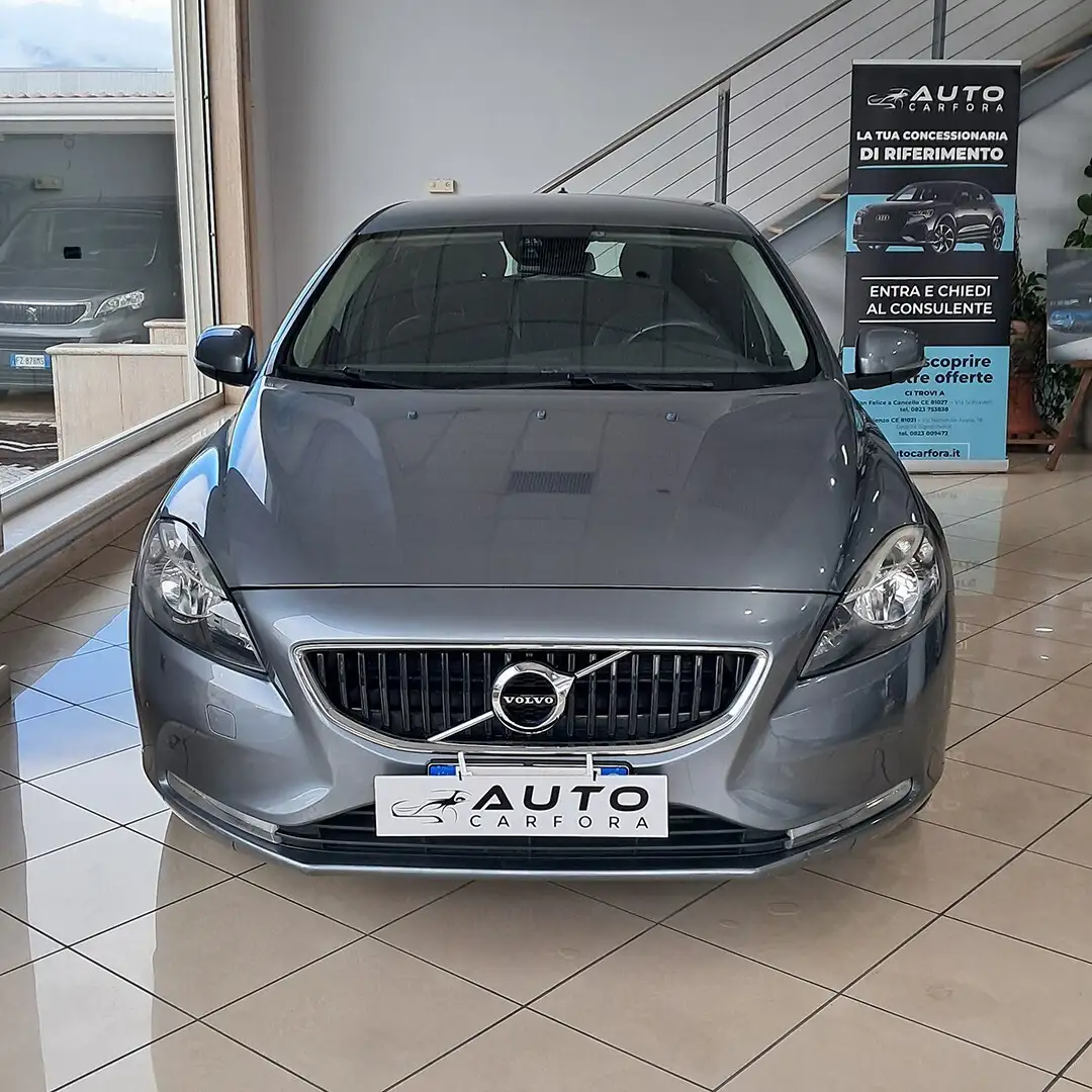Volvo V40 V40 T2 Business Grau - 2