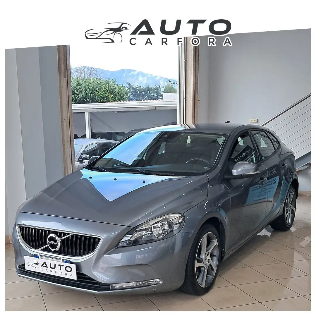 Volvo V40 V40 T2 Business Grau - 1