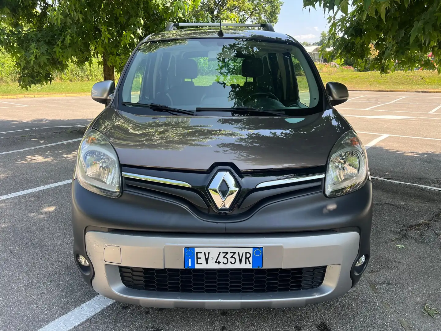 Renault Kangoo 1.2 TCe 115CV 5 porte Stop & Start Extrem Brons - 2