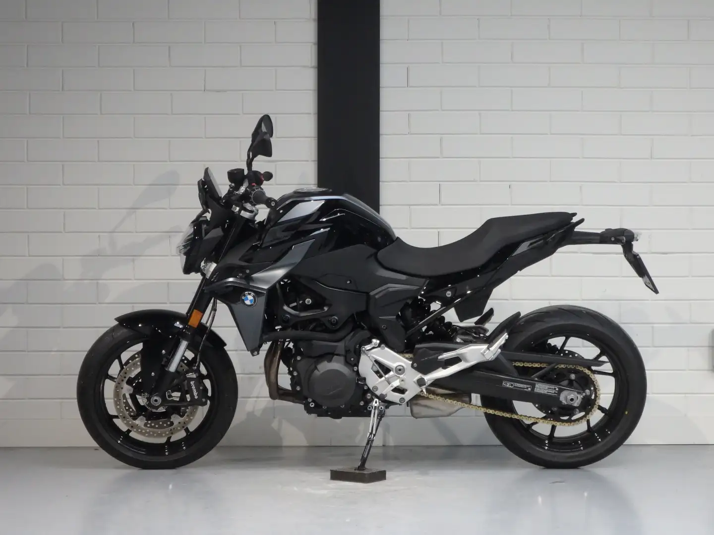 BMW F 900 R | A2 rijbewijs | Negro - 2