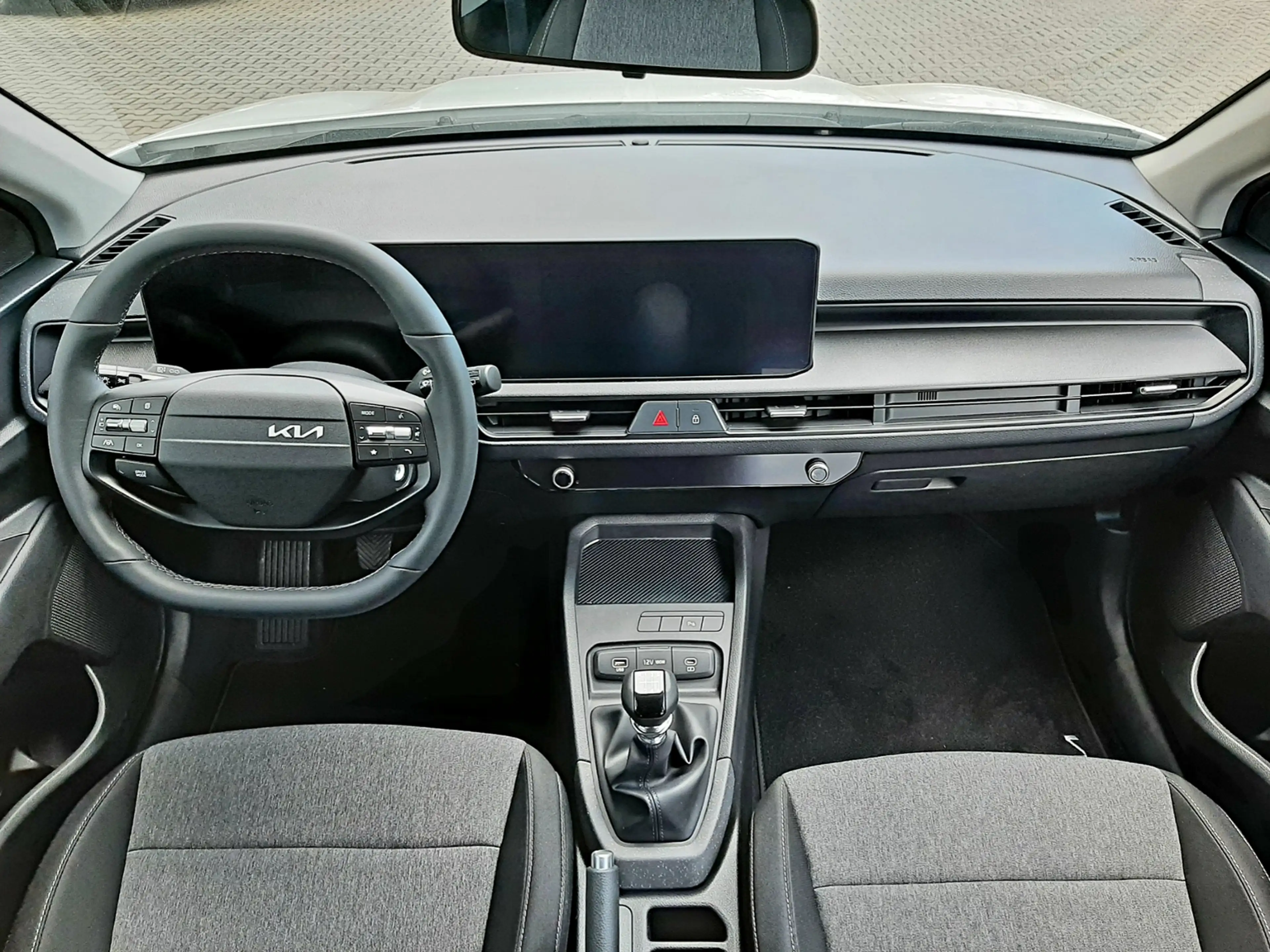 Kia Stonic 1.0T 48V MHEV MT Comfort MJ26 — photo 15