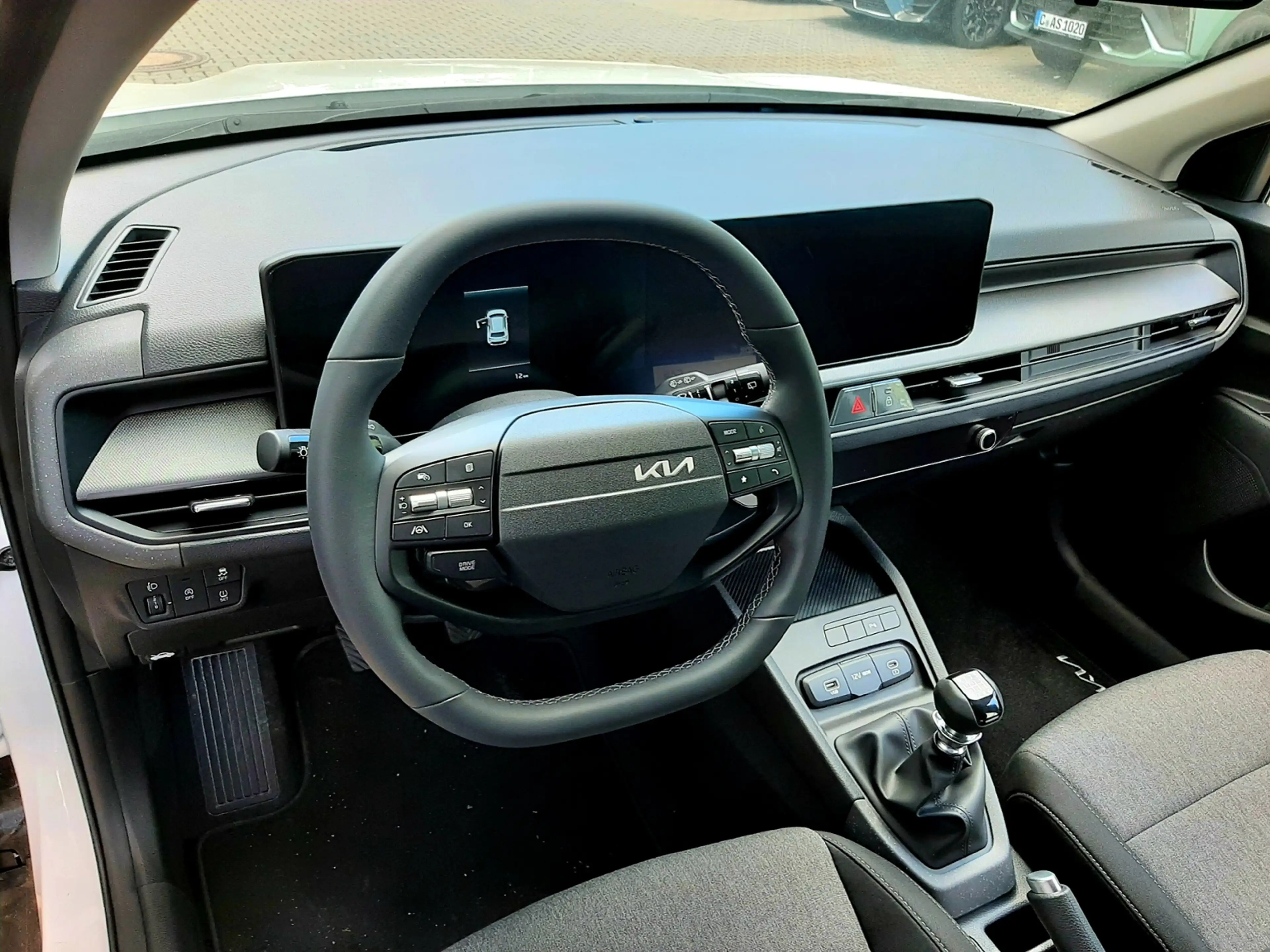 Kia Stonic 1.0T 48V MHEV MT Comfort MJ26 — photo 8