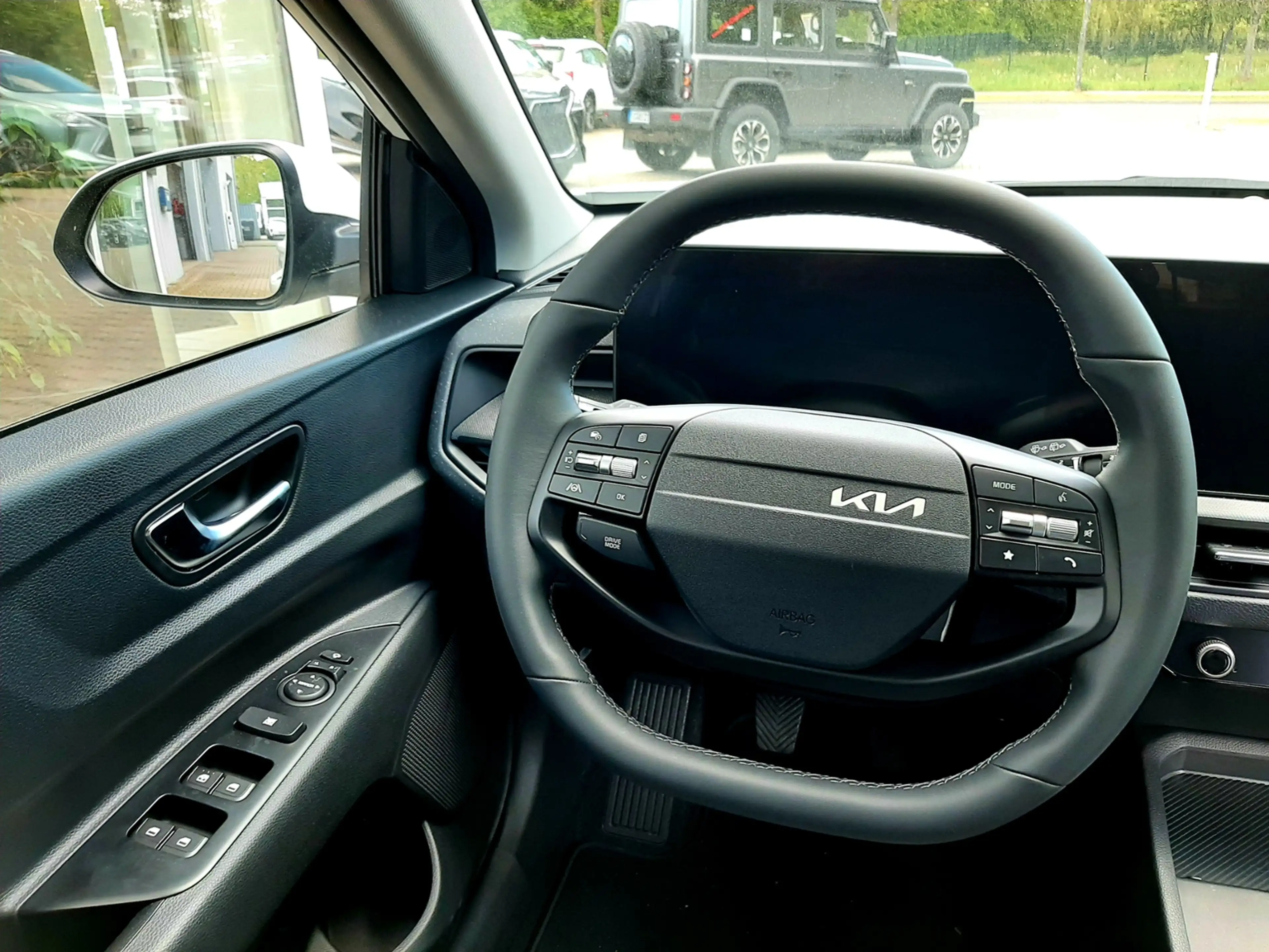 Kia Stonic 1.0T 48V MHEV MT Comfort MJ26 — photo 13