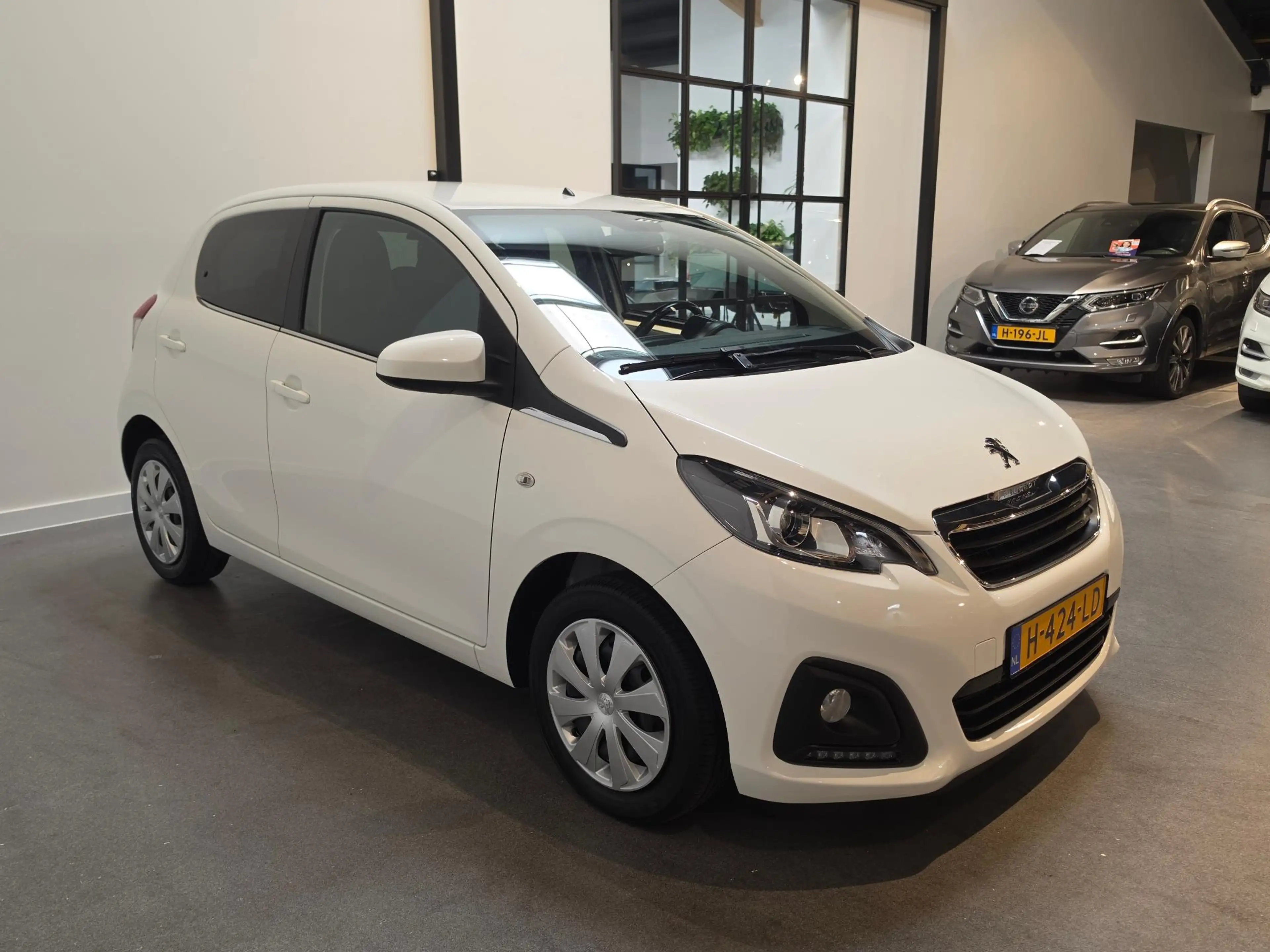 Peugeot 108 1.0 e-VTi Active 5 deurs - Airco — photo 2