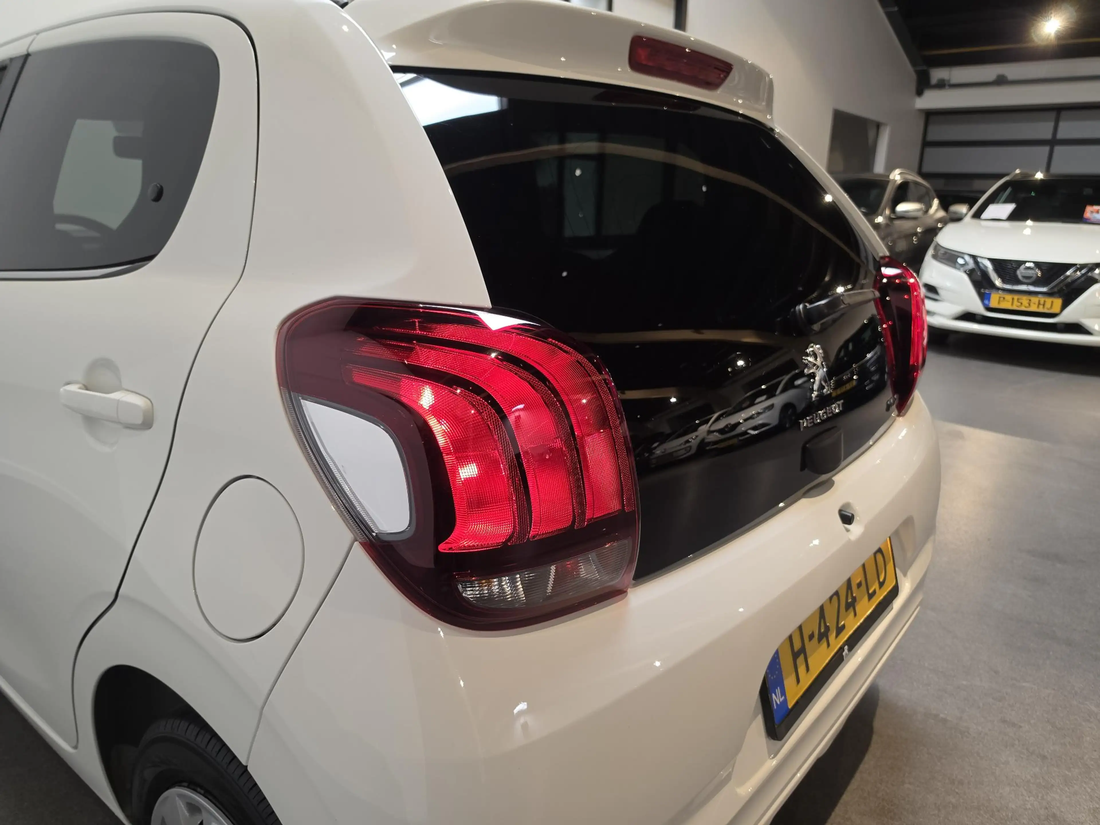 Peugeot 108 1.0 e-VTi Active 5 deurs - Airco — photo 11