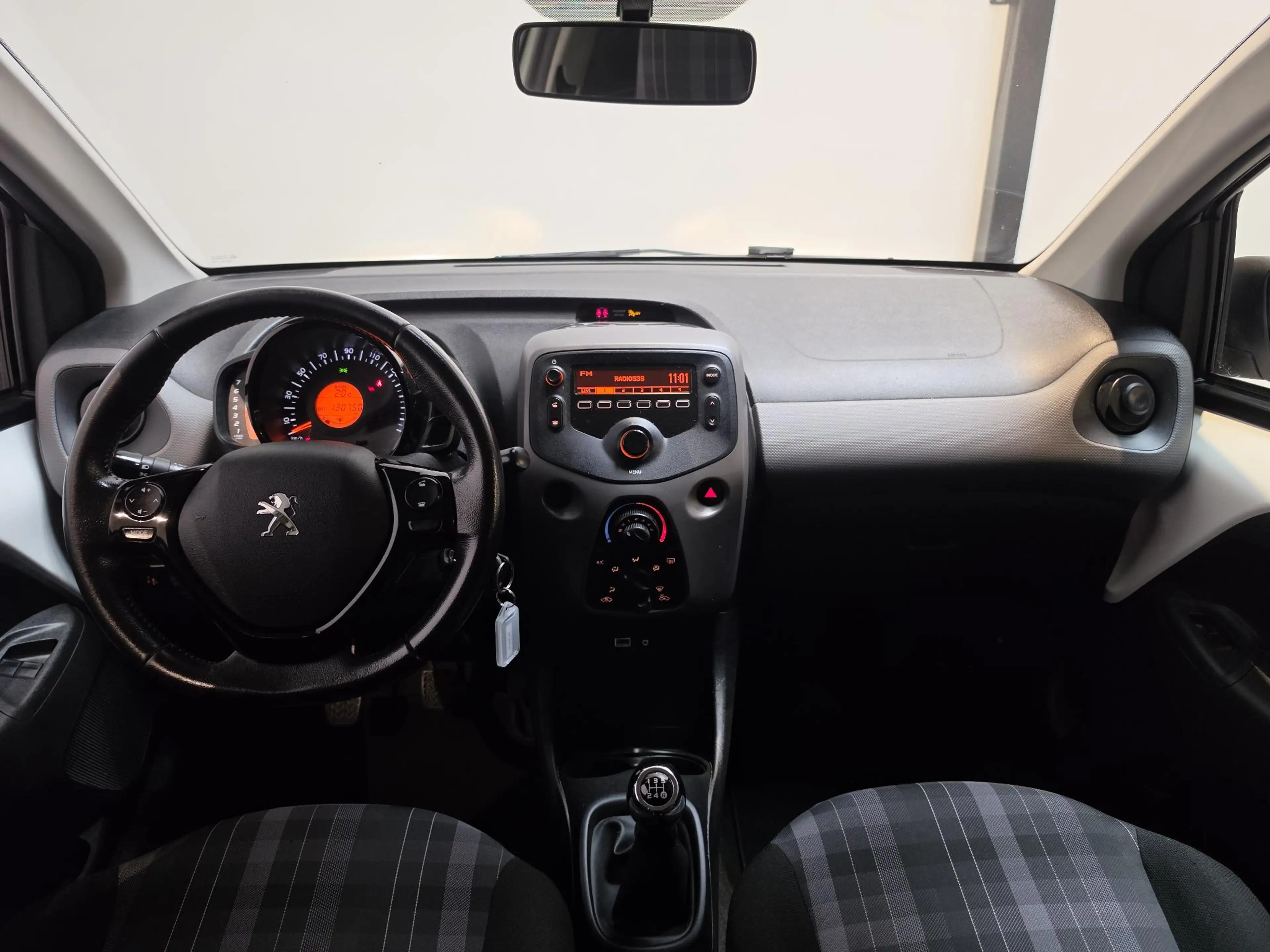 Peugeot 108 1.0 e-VTi Active 5 deurs - Airco — photo 12