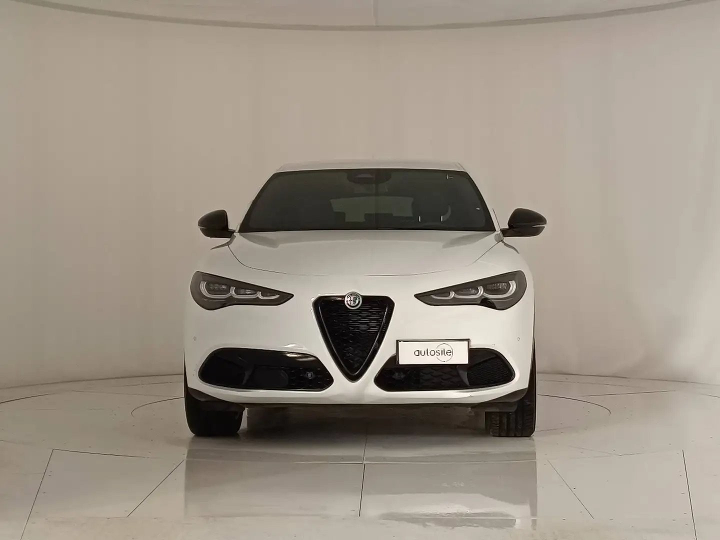 Alfa Romeo Stelvio 2.2 Turbo Veloce Weiß - 2