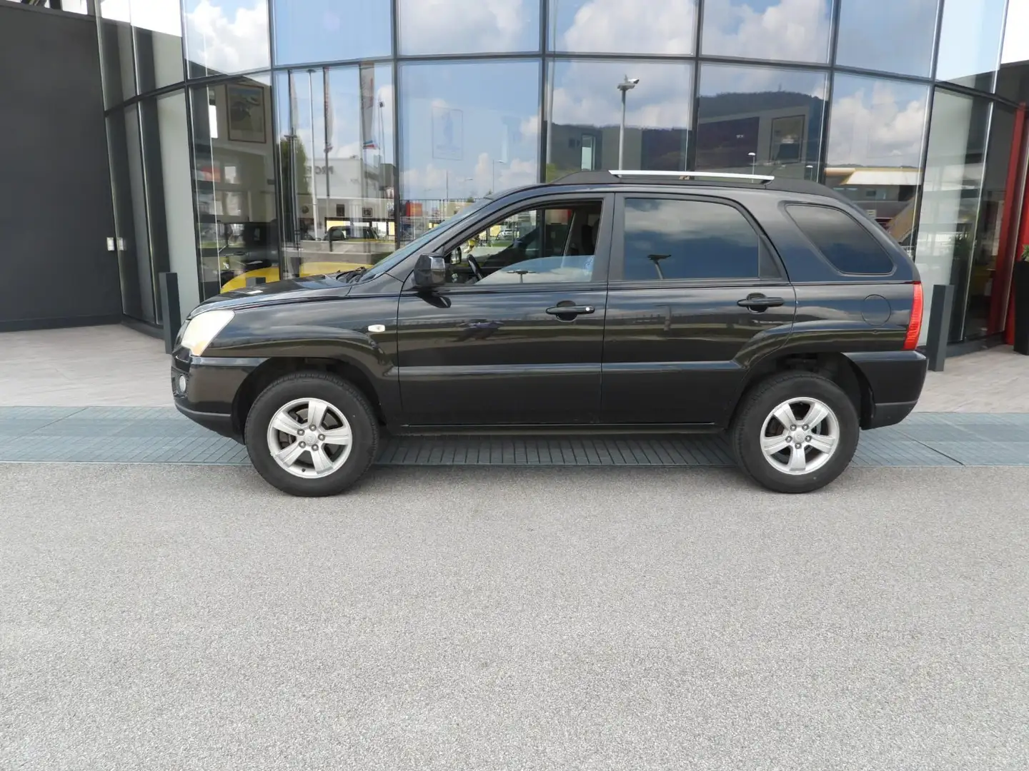 Kia Sportage KIA SPORTAGE 2.0 141CV ACTIVE 2WD GPL (2009) Nero - 2