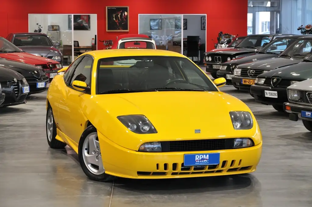 Fiat Coupe 1995 из Европы — купить под ключ