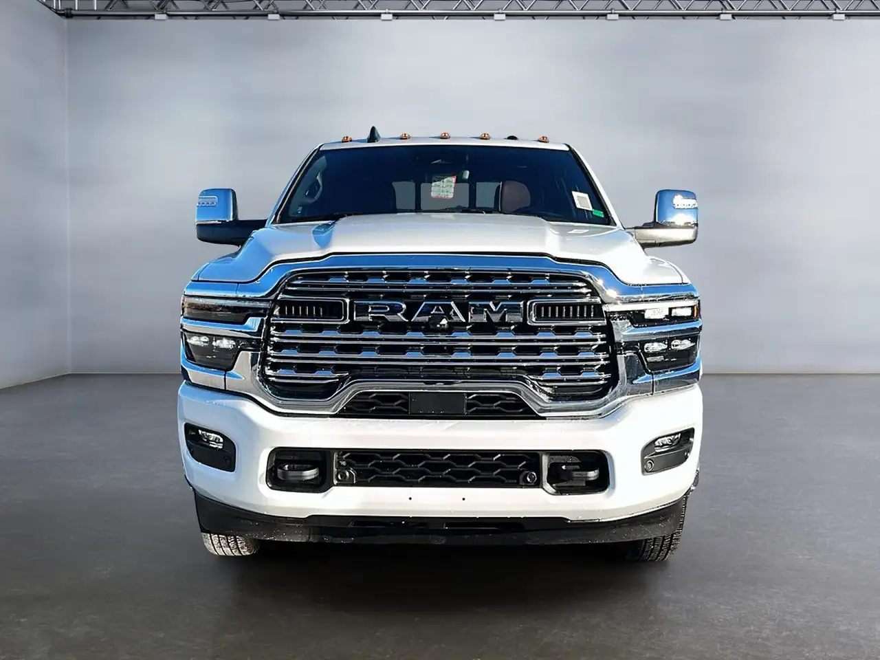 RAM 3500 снимка RAM 3500