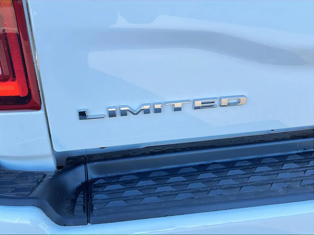 RAM 3500 снимка RAM 3500