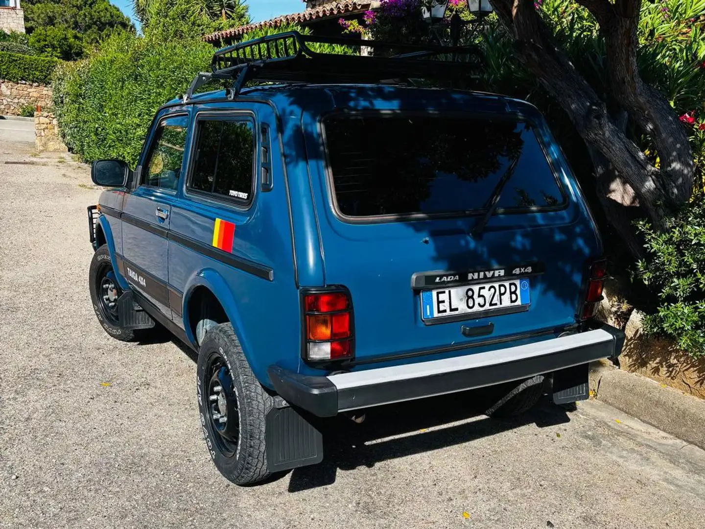 Lada Niva Niva 1995 1.7 mpi E5 Blau - 1