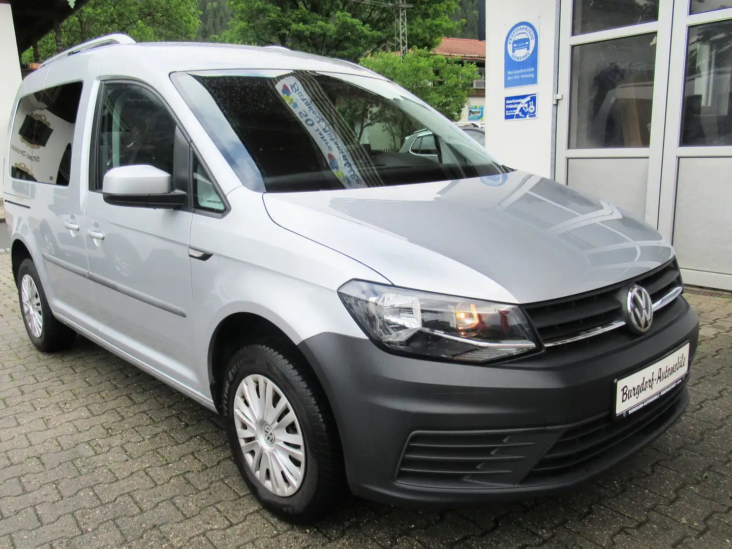 Volkswagen Caddy Trendline BMT 5-Sitzer SHZ Gris - 1