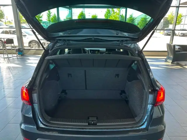 Seat Arona view 9