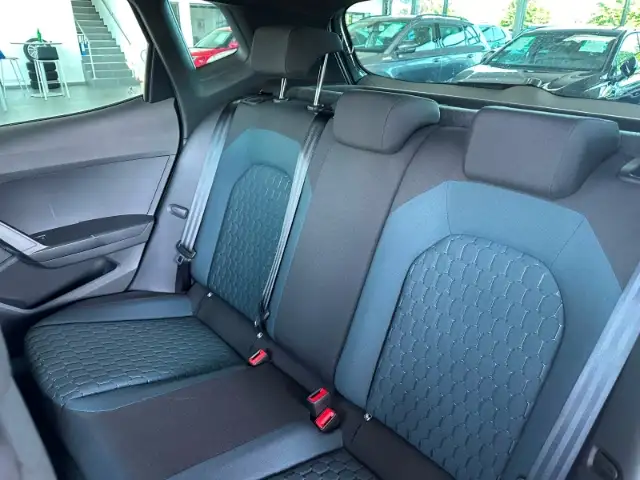 Seat Arona view 13