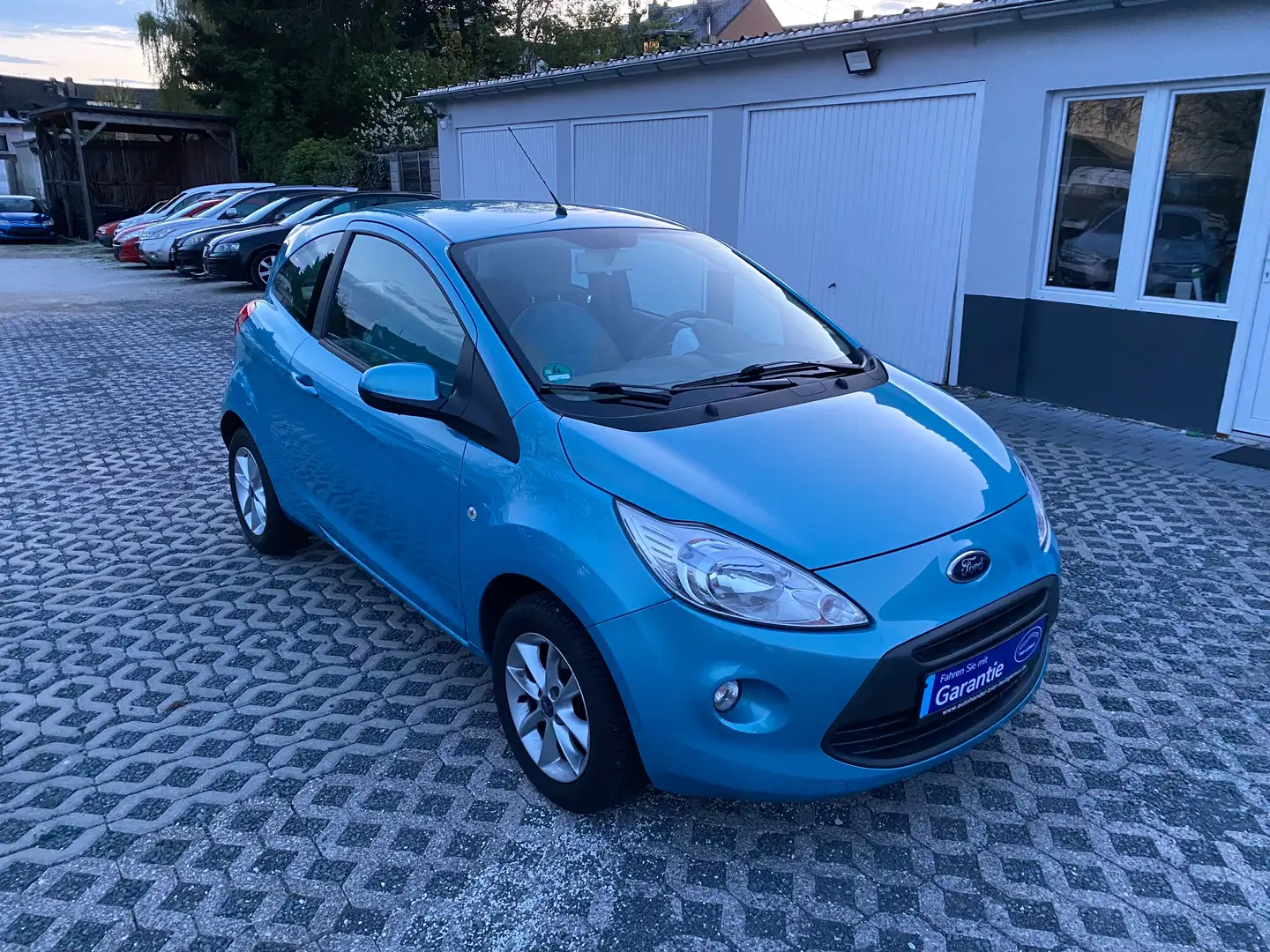 Ford Ka/Ka+ Titanium-Benzin, Zahnriemen Neu, Garantie, HU 4/27 Modrá - 1